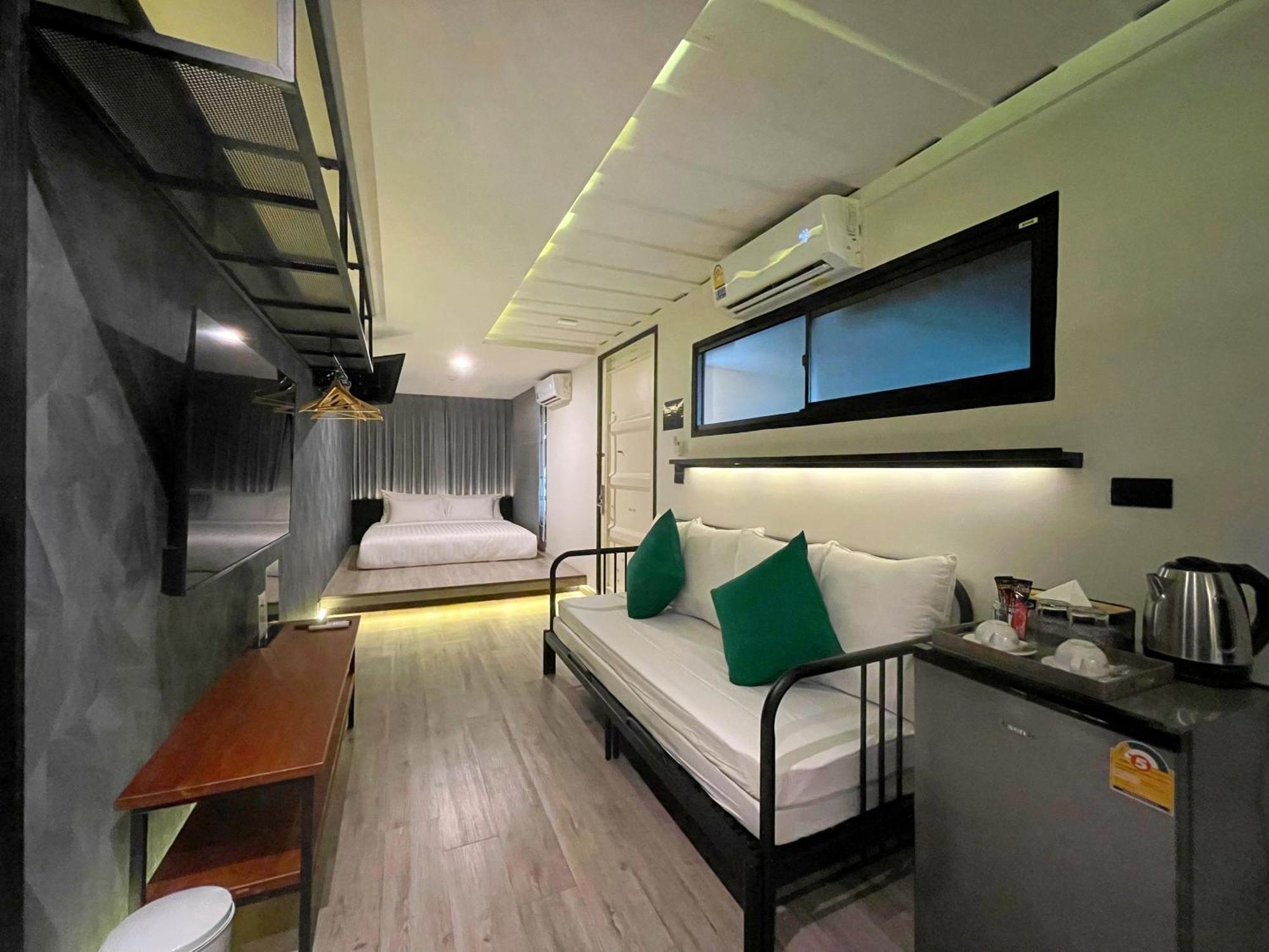 Nights In A Box Hotell Ban Muang  Rom bilde