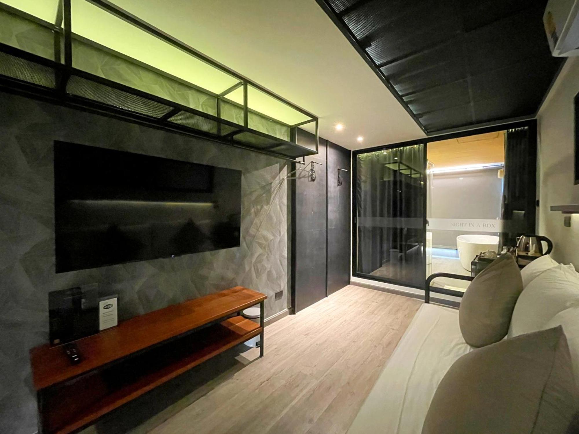 Nights In A Box Hotell Ban Muang  Rom bilde